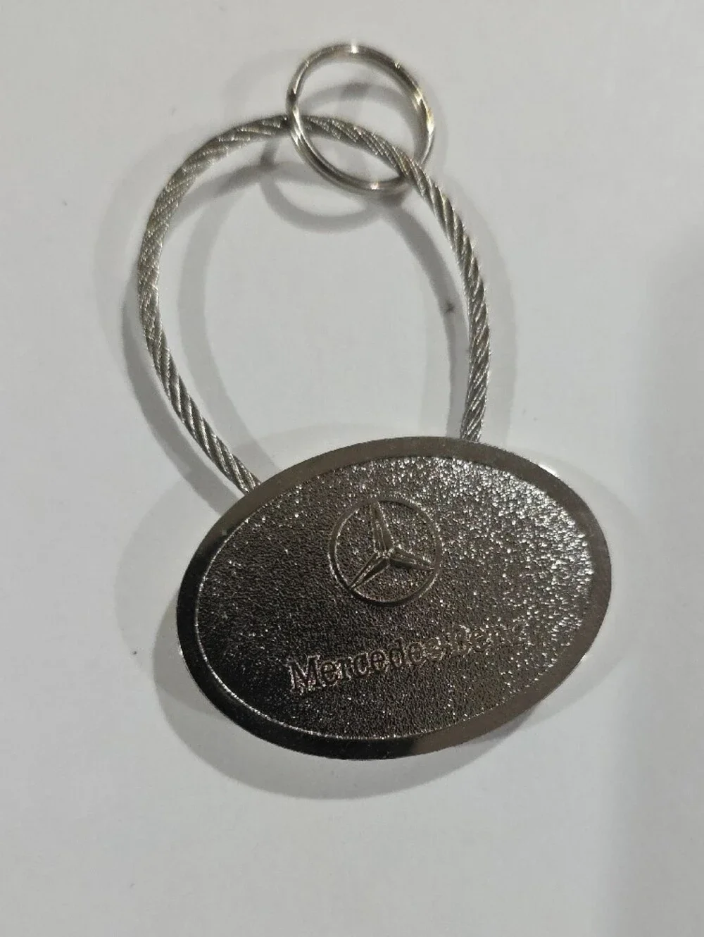 Mercedes Benz Silver Tone Oval Logo Keychain – Braided Cable Key Ring